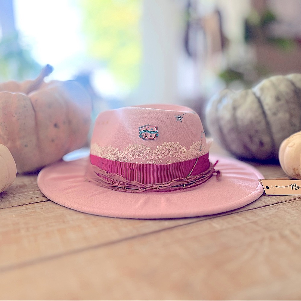 Pink Hat bohemian Artsy western hat 🎀 7 1/8  57cm